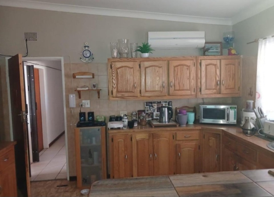 4 Bedroom Property for Sale in Hennenman Free State